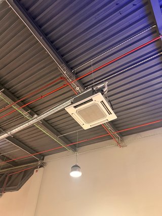 INSTALACIÓN AIRE ACONDICIONADO