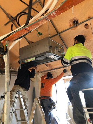 INSTALACIÓN AIRE ACONDICIONADO