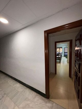 Local comercial en alquiler en Hospital en Jaén
