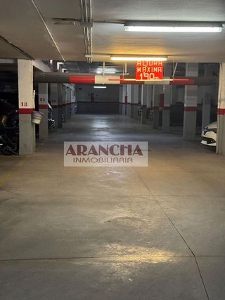 Garaje en venta en Centro - Zona Playas en Chipiona