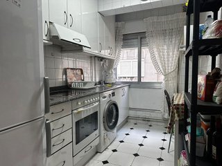 Piso en venta en Numancia - San Fernando en Santander