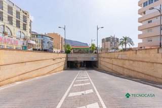 Garaje en venta en El Puerto en Roquetas de Mar
