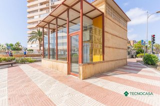 Garaje en venta en El Puerto en Roquetas de Mar