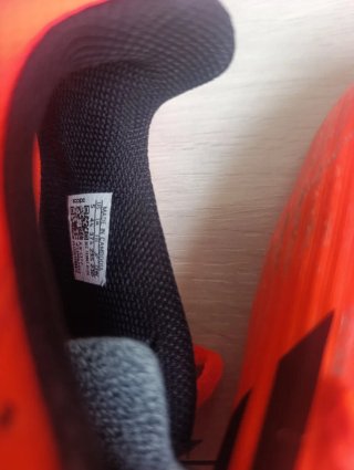 Botas de fútbol. Número 37