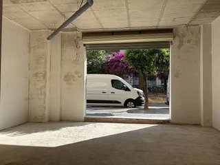 Local comercial en alquiler en Zona Avenida al Vedat en Torrent