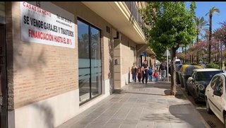 Local comercial en alquiler en Zona Avenida al Vedat en Torrent
