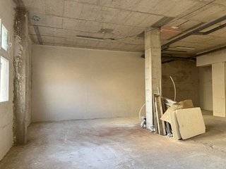 Local comercial en alquiler en Zona Avenida al Vedat en Torrent
