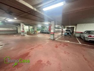 Garaje en venta en Zona Teatro Campoamor en Oviedo