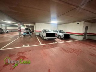 Garaje en venta en Zona Teatro Campoamor en Oviedo