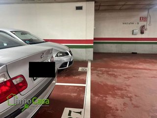 Garaje en venta en Zona Teatro Campoamor en Oviedo