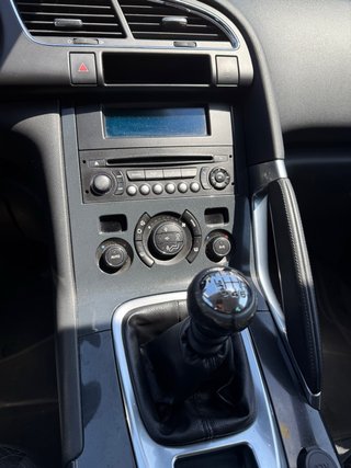 Peugeot 3008 2015