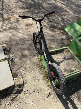 Bicicleta Trial COMAS