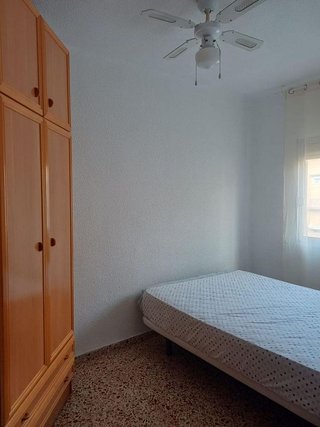 Piso en venta en Carolinas Altas en Alicante