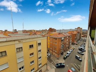 Piso en alquiler en Campo de la Juventud en Palencia