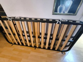Somier metálico con láminas de madera
