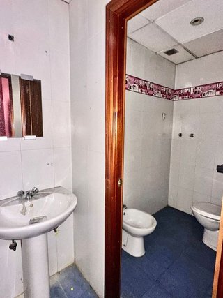 Local comercial en venta en Calle Pinto-San Roque en Parla