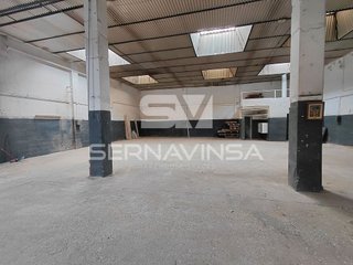 Nave industrial en alquiler en Polígono Industrial en Ripollet
