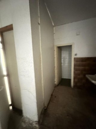 Local comercial en venta en Inmobiliaria - Barreda en Torrelavega