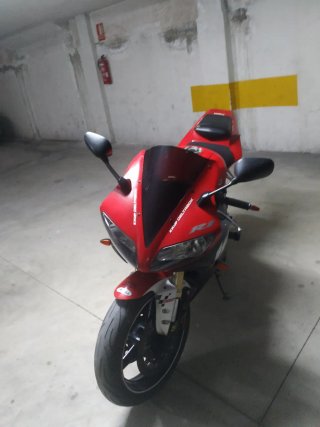Yamaha R1 2003 Inyección