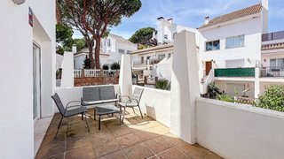 Piso en alquiler en Los Naranjos - Las Brisas en Marbella