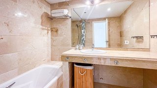 Piso en alquiler en Los Naranjos - Las Brisas en Marbella