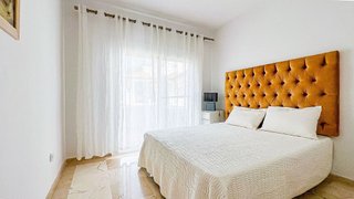 Piso en alquiler en Los Naranjos - Las Brisas en Marbella
