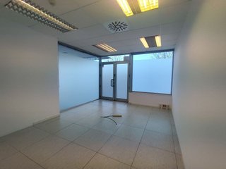 Oficina en alquiler en Les Planes en Sant Joan Despí