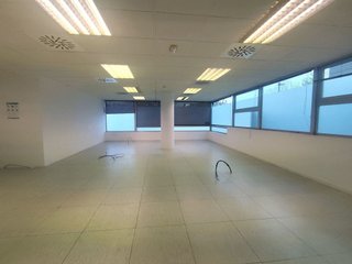 Oficina en alquiler en Les Planes en Sant Joan Despí
