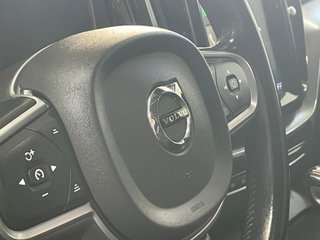 Volvo XC60 2.0 D4 Momentum Auto