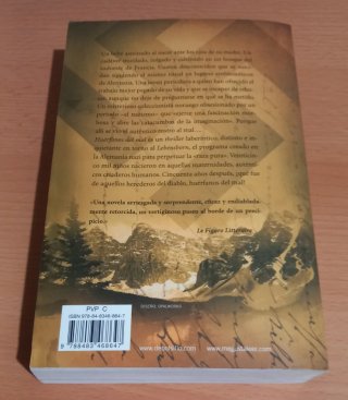 Huérfanos del mal