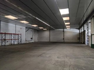 Nave industrial en venta en Renfe - Bulevar 1º y 2º Fase en Jaén