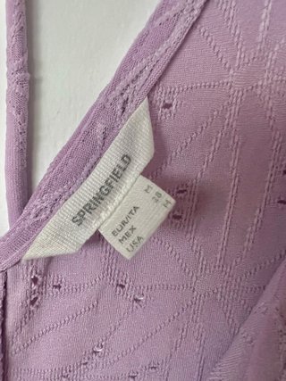 Vestido lila corto con bordado