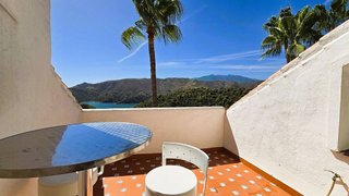 Casa adosada en venta en Istán