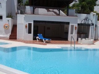 Casa adosada en venta en Istán