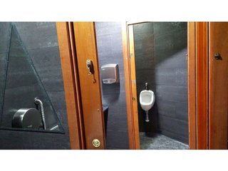 Local comercial en venta en Vinyets - Molí Vell en Sant Boi de Llobregat