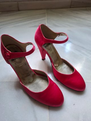 Zapatos tacón fucsia Talla 37