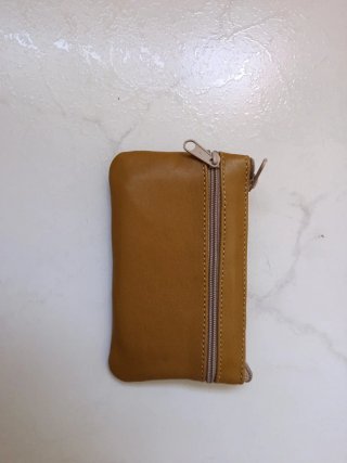 Cartera de piel verde