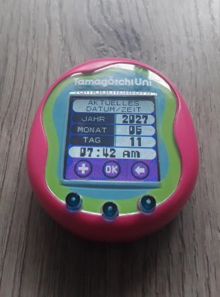 Tamagotchi Uni