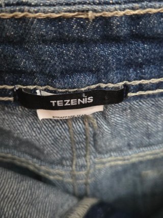 Pantaloncini jeans corti con patch