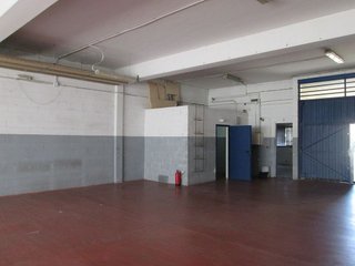 Nave industrial en venta en San Andrés en Madrid