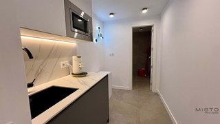 Local comercial en venta en Playa Bajadilla - Puertos en Marbella