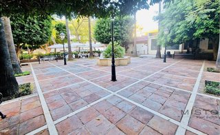 Local comercial en venta en Playa Bajadilla - Puertos en Marbella