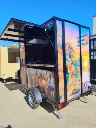 FOOD TRUCK PERSONALIZADO FABRICAMOS A MEDIDA