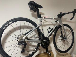 Bici carretera carbono cambio electrónico MMR