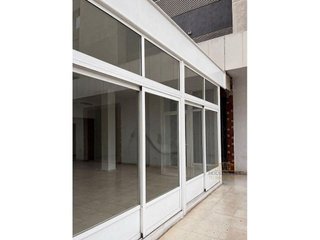 Local comercial en venta en Pueblo Levante en Benidorm