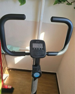 Cyclette Domyos Essential 03
