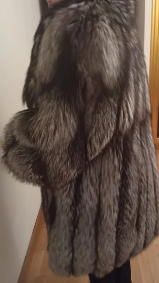 Abrigo de piel de zorro auténtico