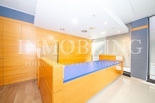 Local comercial en alquiler en Centre en Badalona