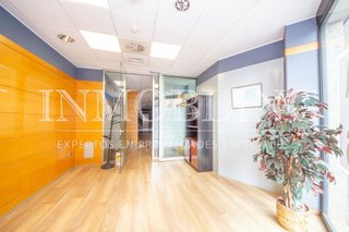 Local comercial en alquiler en Centre en Badalona
