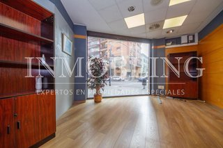 Local comercial en alquiler en Centre en Badalona